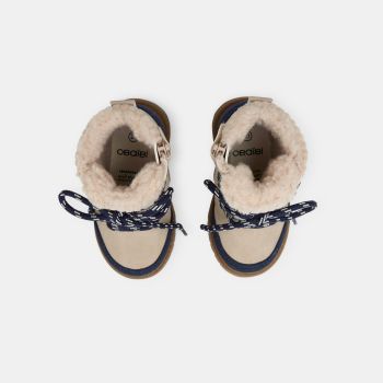 حذاء عالي الساق لفصل...